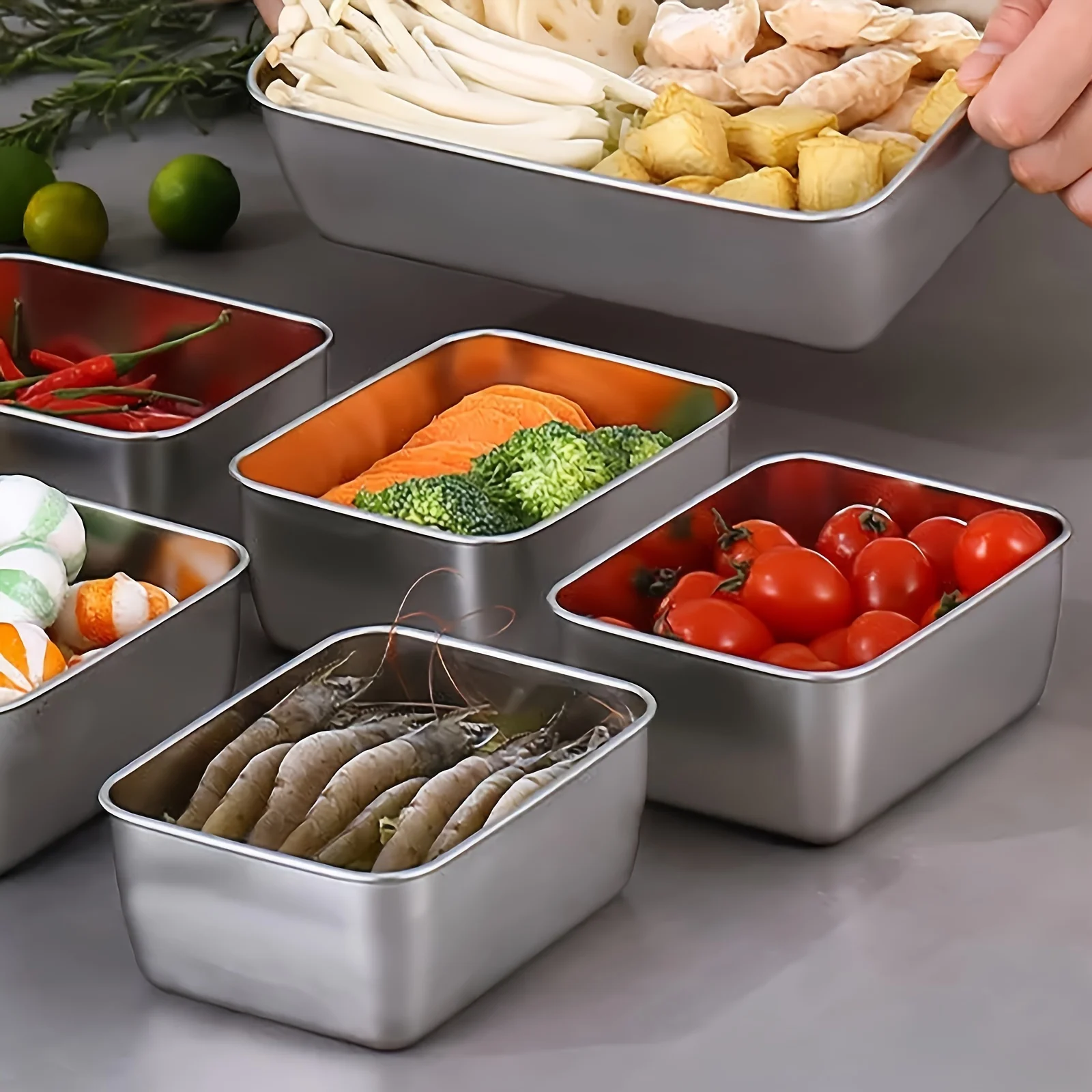مجموعة حاويات تخزين الطعام من  - مراجعة Food Storage Stackable Containers وسعره